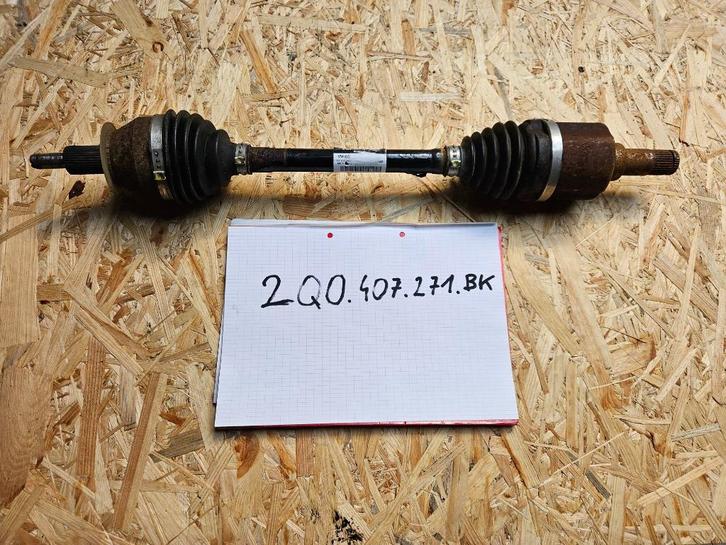 AANDRIJFAS AUDI A1 82A 1.0TSI 2Q0407271BK, Auto-onderdelen, Remmen en Aandrijving, Audi, Volkswagen, Gebruikt, Ophalen of Verzenden