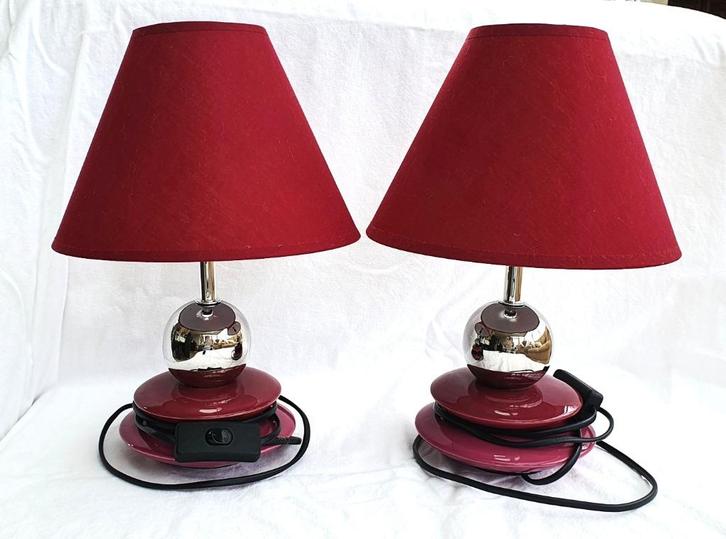 2 Lampen in wijnrode en rozerode kleurschakeringen - nieuw, Huis en Inrichting, Lampen | Tafellampen, Nieuw, Minder dan 50 cm