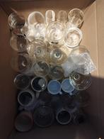 Lot de 30+- verres plus deux tasses, Collections, Comme neuf, Enlèvement ou Envoi