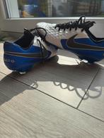 Nike Tiempo Elite 8 - Maat 43 - Voetbalschoenen, Sport en Fitness, Voetbal, Ophalen of Verzenden, Zo goed als nieuw