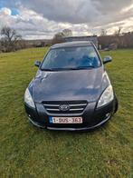 Kia ceed CRDI 2010 EXPORTATION Faire offre à partir de 600€, Autos, Boîte manuelle, 5 portes, Diesel, Particulier