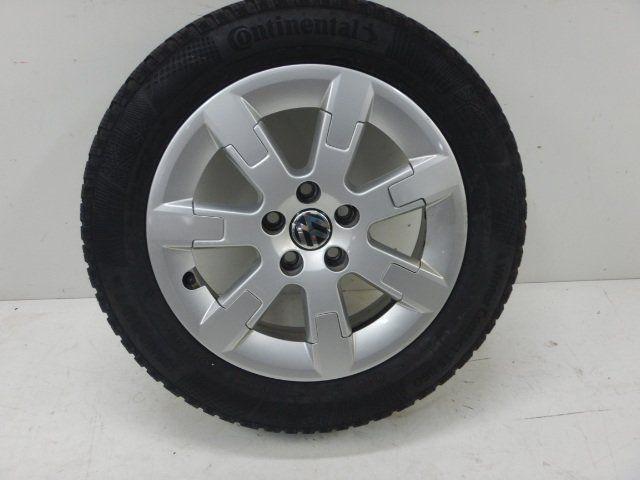 VW Polo 6R Bluemotion 15 INCH Thuiskomer 6R0601025E, Auto-onderdelen, Banden en Velgen, Banden en Velgen, Gebruikt, Ophalen of Verzenden