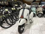 Vespa GTS Super Sport 125 Blanc, Scooter, Bedrijf, 125 cc, 11 kW of minder