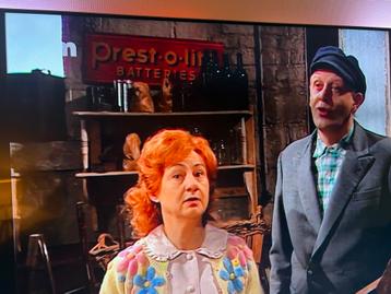 lili en marleen prest o lite batteries reclamebord beschikbaar voor biedingen