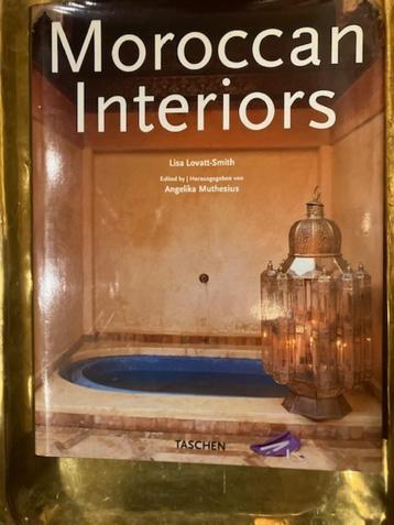 BOEK - TASCHEN MOROCCAN INTERIORS LISA LOVATT-SMITH beschikbaar voor biedingen