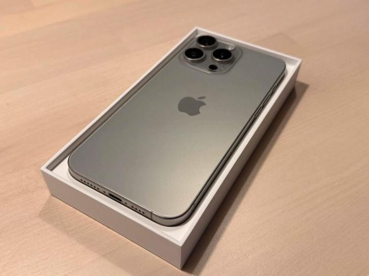 iPhone 15 ProMax 256Go (Neuf, remplacement AppleCare), Telecommunicatie, Mobiele telefoons | Apple iPhone, Zo goed als nieuw, iPhone 15
