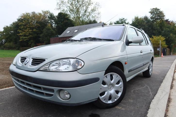 Renault Mégane Break 1.6 cc automatique - 134 000km - Clim, Auto's, Renault, Particulier, Mégane, ABS, Airconditioning, Elektrische ramen