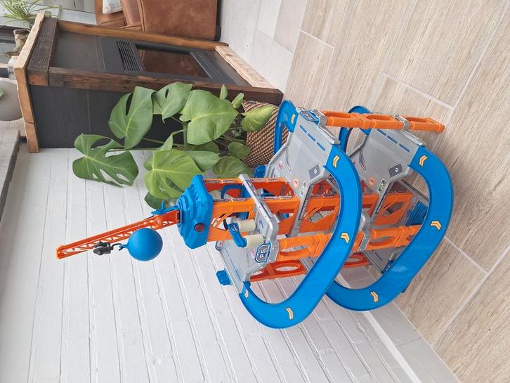 Leuke speelgarage majorette, Kinderen en Baby's, Speelgoed | Racebanen, Zo goed als nieuw, Ophalen