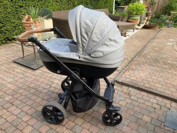 kinderwagen quax beschikbaar voor biedingen
