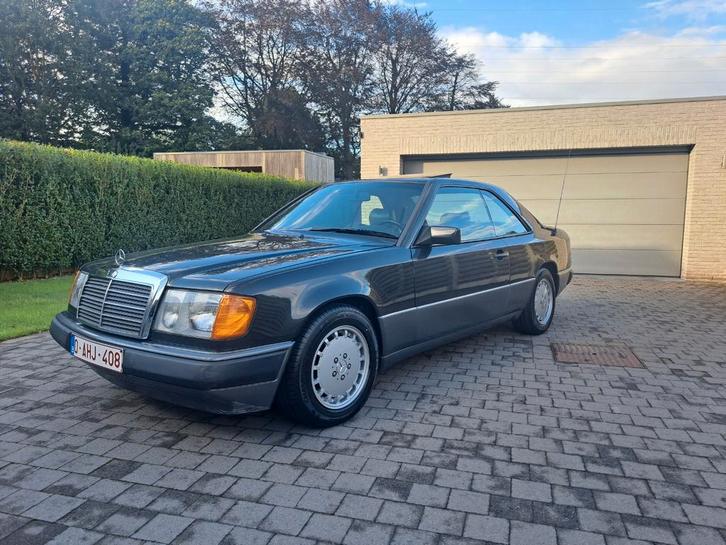 Mercedes 300ce24v, Auto's, Mercedes-Benz, Particulier, Automaat, Ophalen