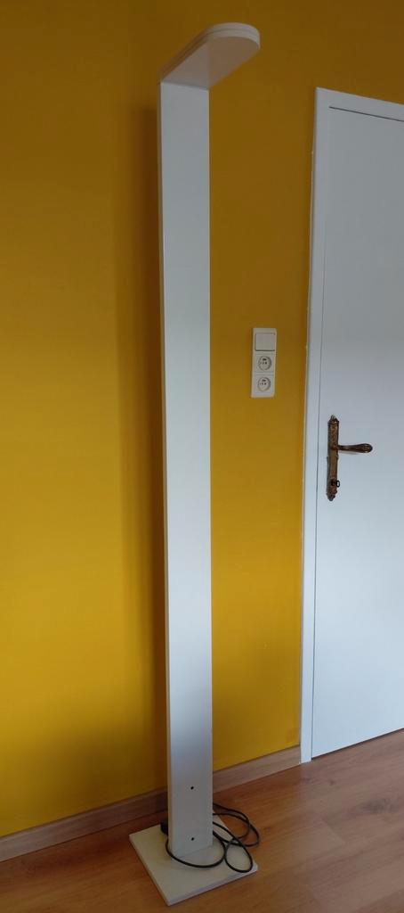 Postmoderne vloerlamp van Bertoni voor Castaldi., Huis en Inrichting, Lampen | Vloerlampen, Zo goed als nieuw, Metaal, Ophalen