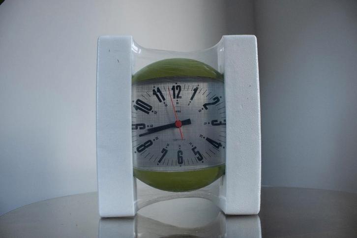 Type WQ 06 SHG Wall Clock, Electroménager, Électroménager & Équipement Autre, Neuf, Enlèvement ou Envoi