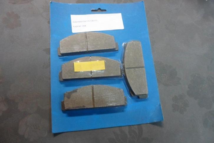 Nieuwe remblokken Fiat 850 / 124 / 125 / 128 / 131, Autos : Pièces & Accessoires, Freins & Transmission, Fiat, Pièces Oldtimer ou Ancêtre