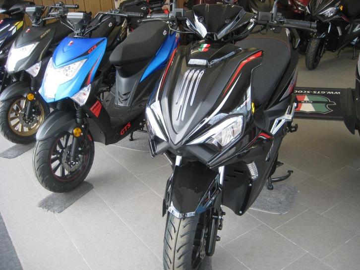 GTS sportivo classe a 2.099€ garantie 3 ans, Fietsen en Brommers, Scooters | Kymco, Nieuw, Klasse A (25 km/u), Benzine, Ophalen