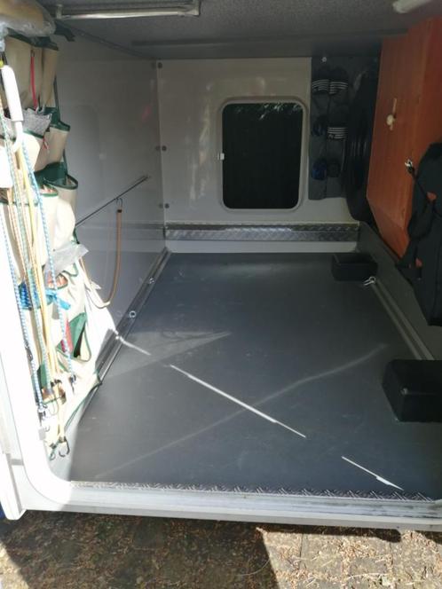 camper CARTHAGO T143 compact, Caravans en Kamperen, Mobilhomes, Particulier, Half-integraal, tot en met 3, Carthago, Diesel, 6 tot 7 meter