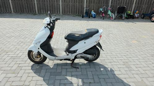Peugeot V-clic scooter € 250 euro
4 takt brommer Nederland !, Fietsen en Brommers, Scooters | Peugeot, Gebruikt, Ophalen