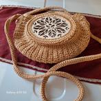 Handtasje met fijn uitgesneden houten cirkel +voering, Handtassen en Accessoires, Tassen | Damestassen, Ophalen of Verzenden, Nieuw