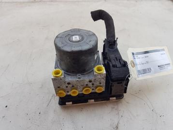 ABS POMP Focus 4 Wagon (|JX612B373LC|2418550|JX612B373HH|) beschikbaar voor biedingen