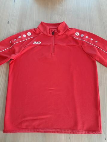 Pull Jako taille S disponible aux enchères