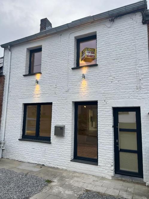 Maison entièrement rénovée, Immo, Huizen en Appartementen te koop, Provincie Henegouwen, Tussenwoning, C