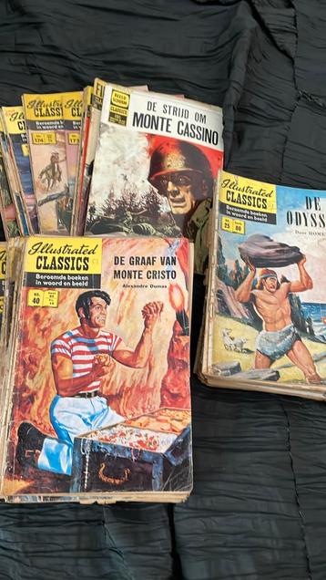 Illustrated classics grote stapel.  beschikbaar voor biedingen