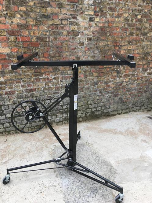 Plaatlift te huur of te koop, Doe-het-zelf en Bouw, Gereedschap | Overige machines, Zo goed als nieuw, Ophalen