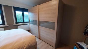 Mooie slaapkamer bed 1m40  beschikbaar voor biedingen