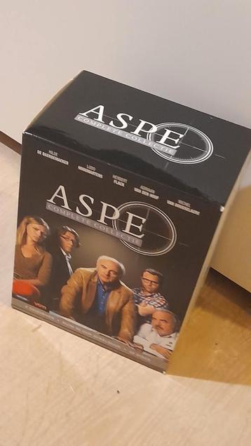 Aspe box met 9 seizoenen op 28 dvd's  beschikbaar voor biedingen