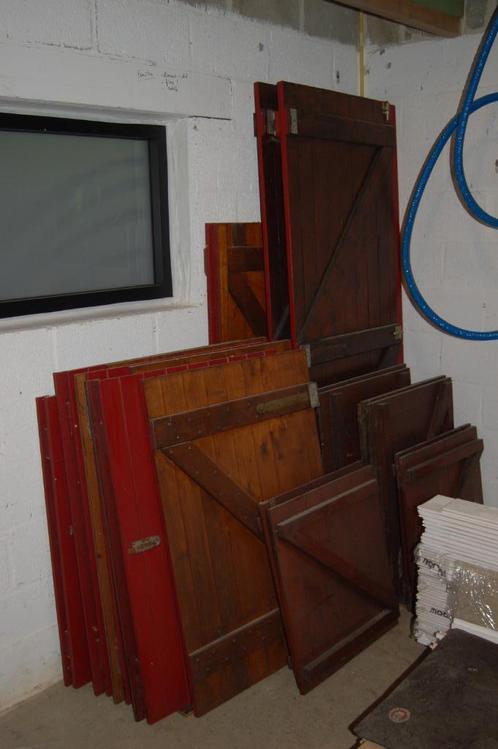 Authentieke houten luiken, meerdere sets, Doe-het-zelf en Bouw, Rolluiken, Gebruikt, Bruin, Ophalen