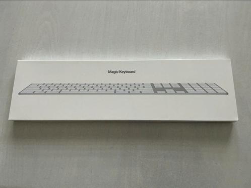 NIEUW: Apple Magic Keyboard met numeriek toetsenblok QWERTY, Informatique & Logiciels, Claviers, Neuf, Qwerty, Sans fil, Enlèvement ou Envoi