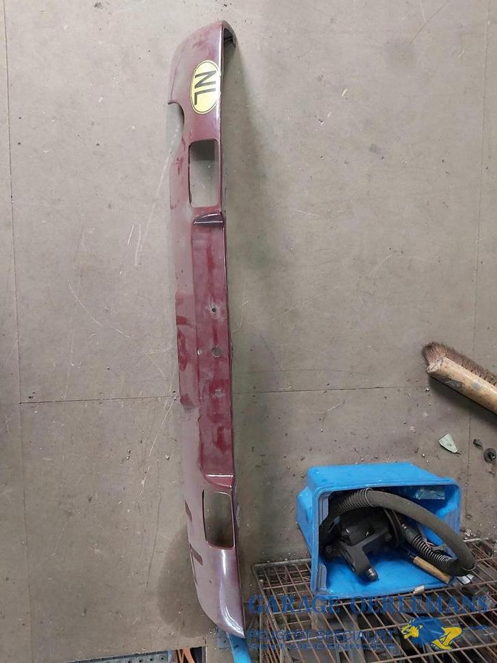onderste deel achterbumper peugeot 205, Auto-onderdelen, Carrosserie, Bumper, Peugeot, Achter, Gebruikt, ARN erkend, Ophalen of Verzenden