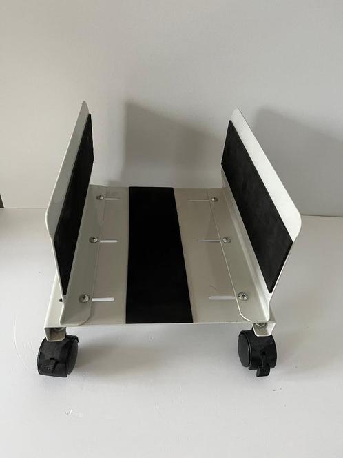 Computerstandaard op wielen, Computers en Software, Desktop Pc's, Ophalen of Verzenden