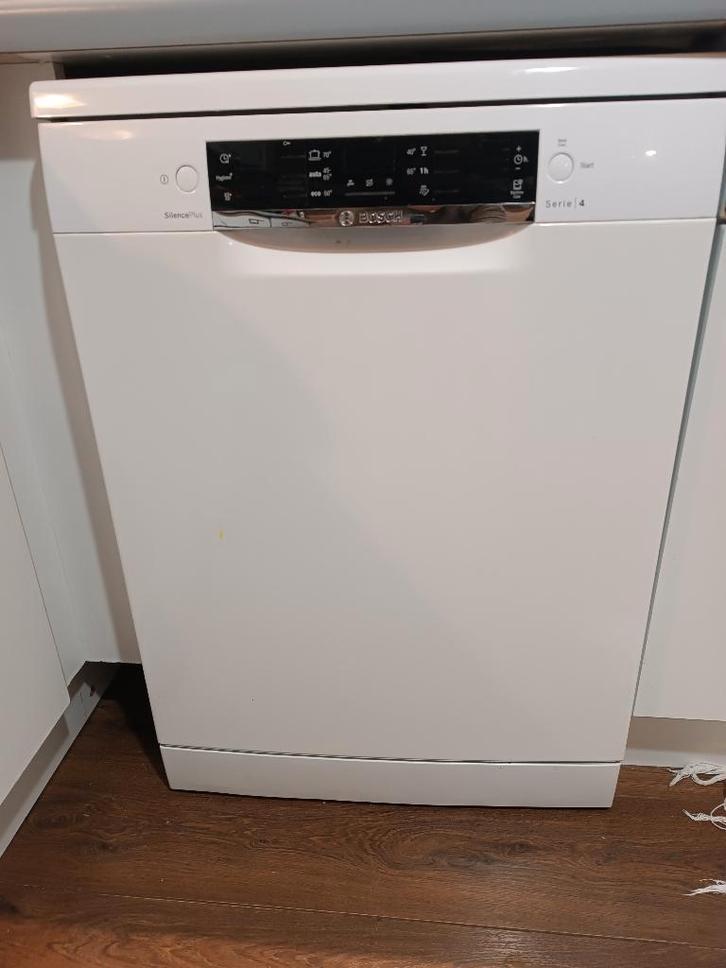 Lave‑vaisselle Bosch Série 4 – Classe A++, Electroménager, Lave-vaisselle, Comme neuf, Autoportant, Moins de 85 cm, 45 à 60 cm