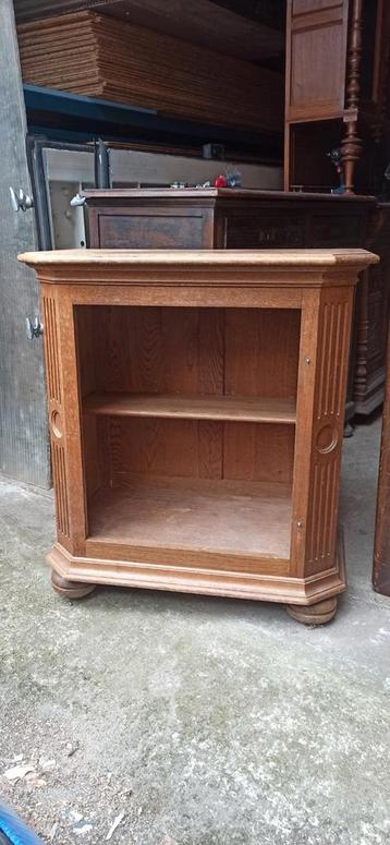 Petit meuble en chêne., Enlèvement