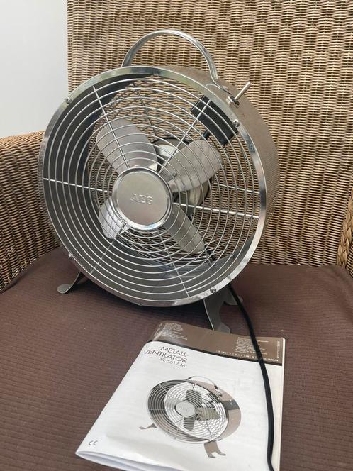 AEG VL 5617 M, Elektronische apparatuur, Ventilatoren, Zo goed als nieuw, Vloerventilator, Ophalen