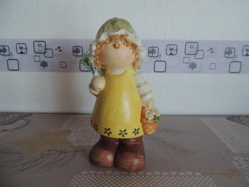 Statue 1 - petite avec fleurs, Verzamelen, Beelden en Beeldjes, Ophalen