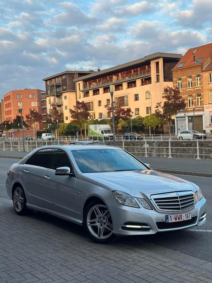 Belle classe E avec seulement 148 000 km ! ! !, Autos, Mercedes-Benz, Particulier, Classe E, ABS, Régulateur de distance, Airbags