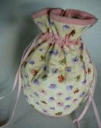 Belle trousse de toilette en tissu matelassé, Enlèvement ou Envoi, Utilisé, Autres couleurs, Homme ou Femme