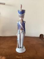 Porceleinen soldaat. €15, Antiek en Kunst, Ophalen of Verzenden