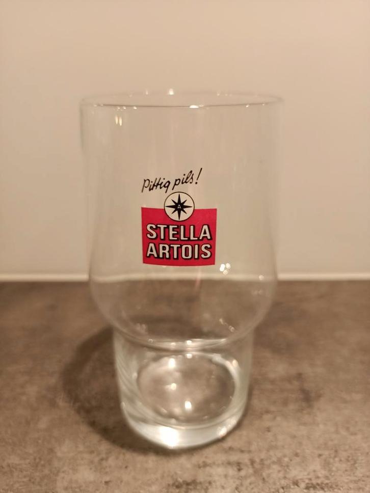 Stella Artois pittig pils bierglas, Verzamelen, Biermerken, Zo goed als nieuw, Stella Artois, Ophalen of Verzenden