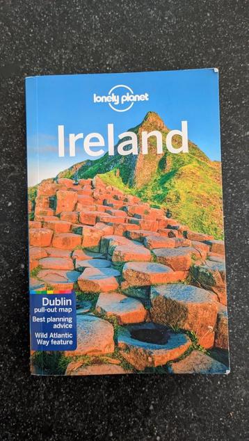 Reisboek Ierland Lonely Planet (13e editie) disponible aux enchères