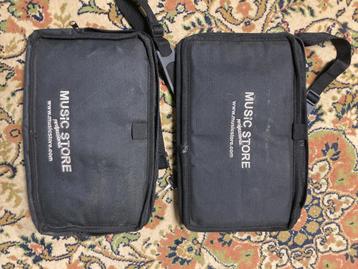 2 transport bags voor 6 microfonen beschikbaar voor biedingen