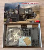 Camion de carburant allemand Miniart, Enlèvement ou Envoi, Comme neuf, Camion