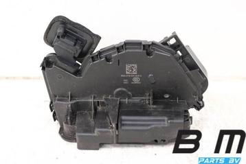 Portierslot rechtsvoor Seat Ibiza 6F 5TB837016A beschikbaar voor biedingen
