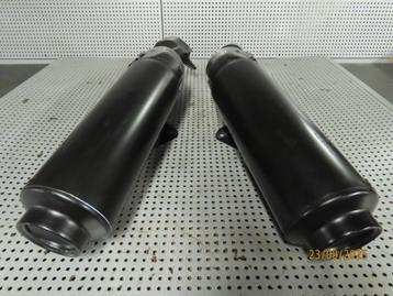 Set Dempers Uitlaat L & R CBR1000F SC24 CBR 1000 F '96 beschikbaar voor biedingen