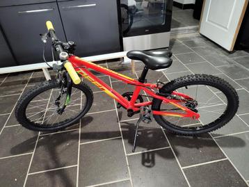 nieuwe kinderfiets 20 inch deed rookie  beschikbaar voor biedingen
