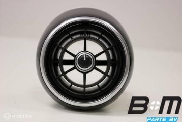 Luchtrooster in middendashboard L of R Audi A1 beschikbaar voor biedingen