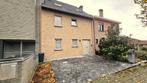 Spacieuse maison bi-familiale, située dans un clos calme, Immo, Huizen en Appartementen te koop, Provincie Henegouwen, 200 tot 500 m²