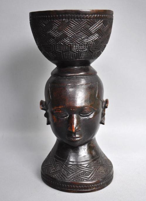 TOP!! Ceremoniële beker, KUBA, DR Congo, ca 1950, Antiek en Kunst, Kunst | Beelden en Houtsnijwerken, Ophalen of Verzenden