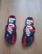 Slippers Lee Cooper maat 42, Vêtements | Hommes, Chaussures, Chaussons, Enlèvement ou Envoi, Comme neuf, Lee Cooper